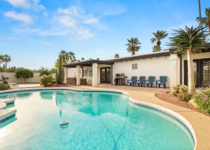 El Sueno Retreat - Pool And Oasis